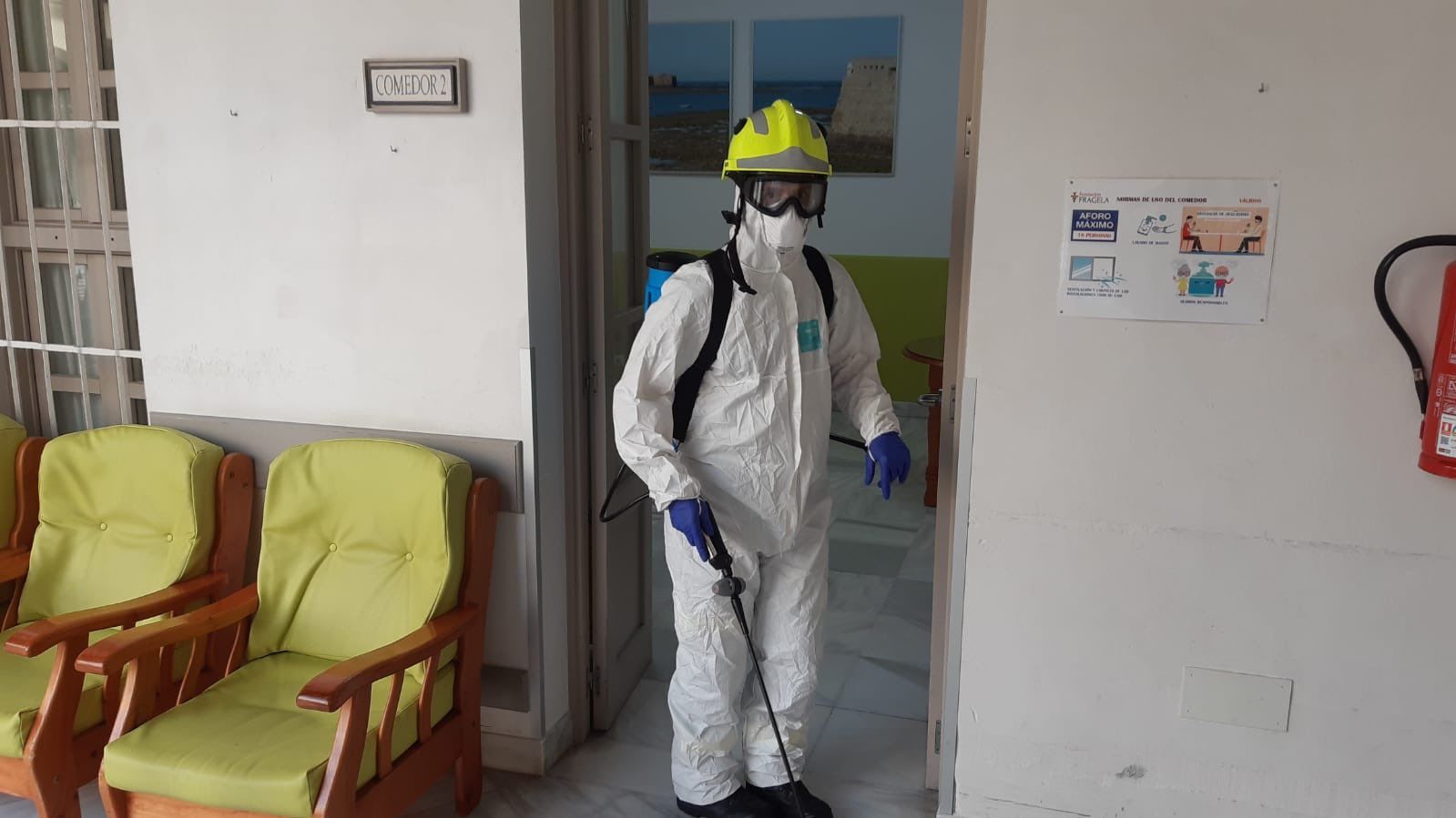 Desinfecciones en Fragela. FOTO: Bomberos