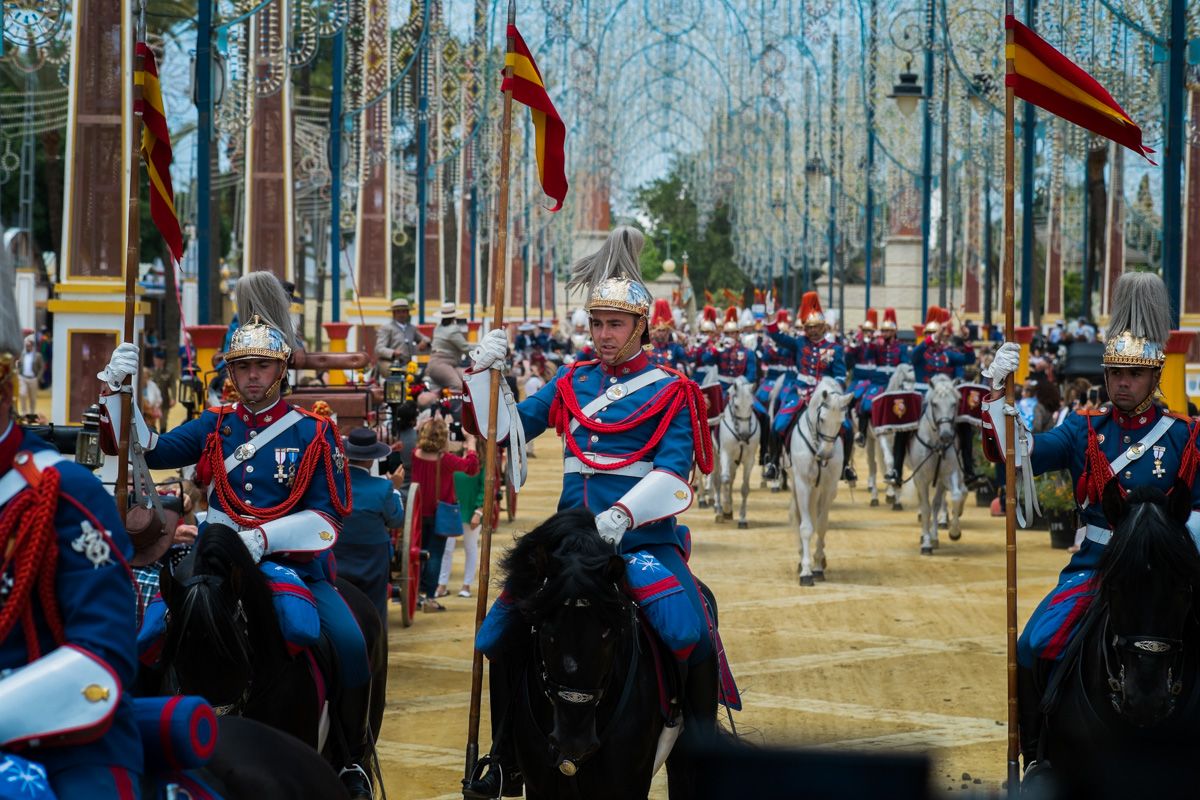 Desfile de la Guardia Real, en la pasada Feria del Caballo. FOTO: MANU GARCÍA.