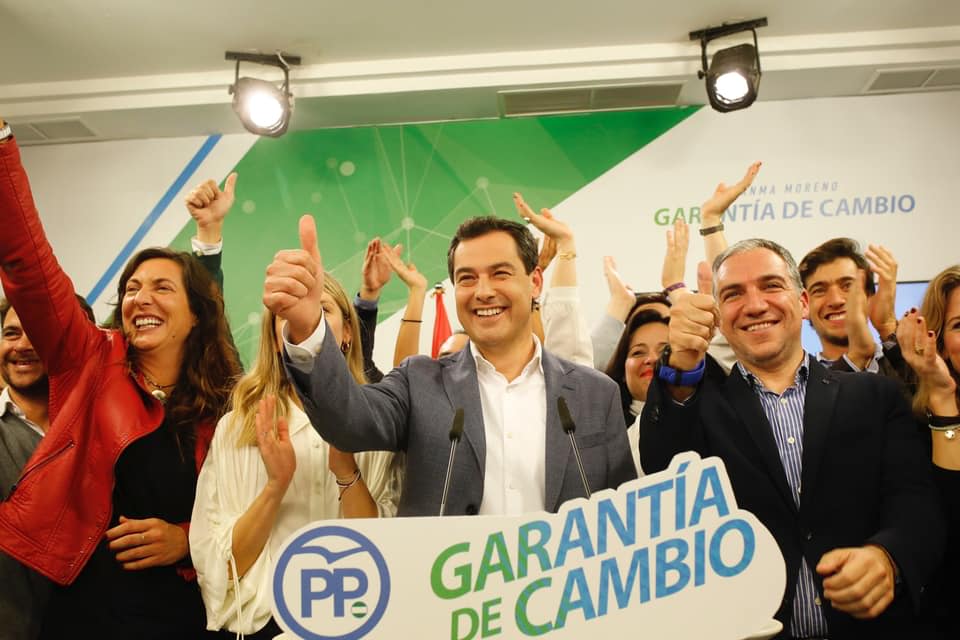 Juan Manuel Moreno Bonilla, en la noche del 2D de 2018, en la sede del PP tras conocer que sumaba para conseguir el Gobierno de la Junta. Autor: PP