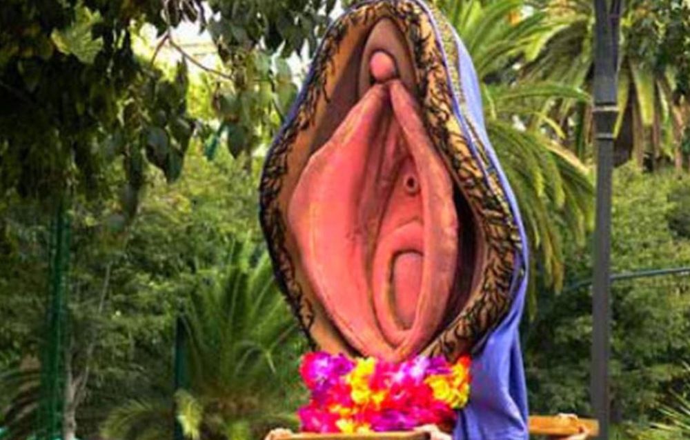 Vagina de plástico que portó la mujer condenada en Málaga. Vagina de plástico que portó la mujer condenada en Málaga.