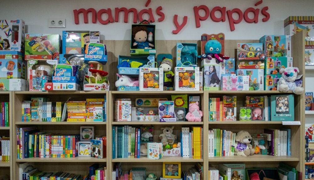 Libros y juegos didácticos en Baobab de Jerez. 