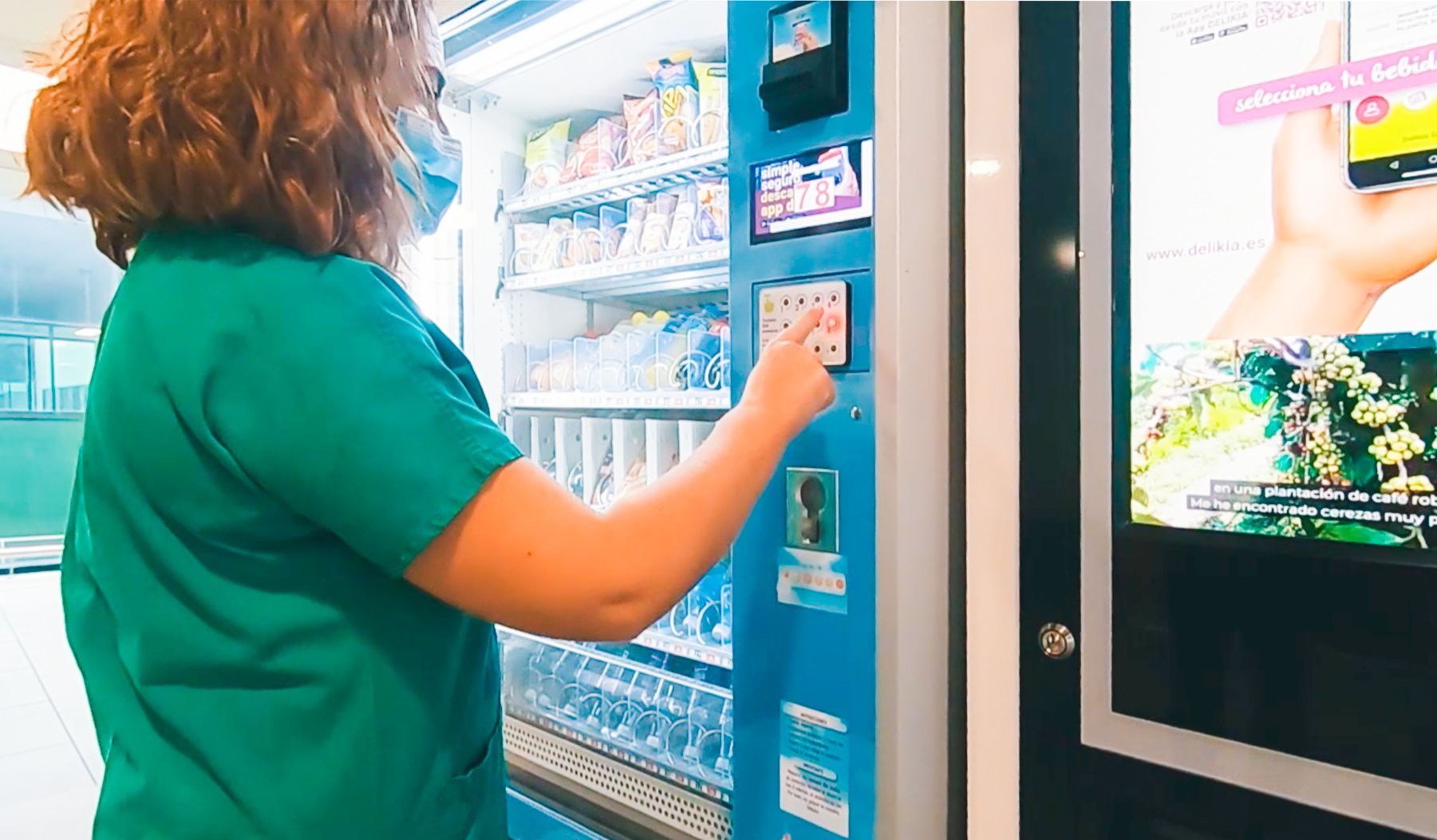 Las nuevas máquinas de 'vending' del Hospital de Jerez, 'contactless'.
