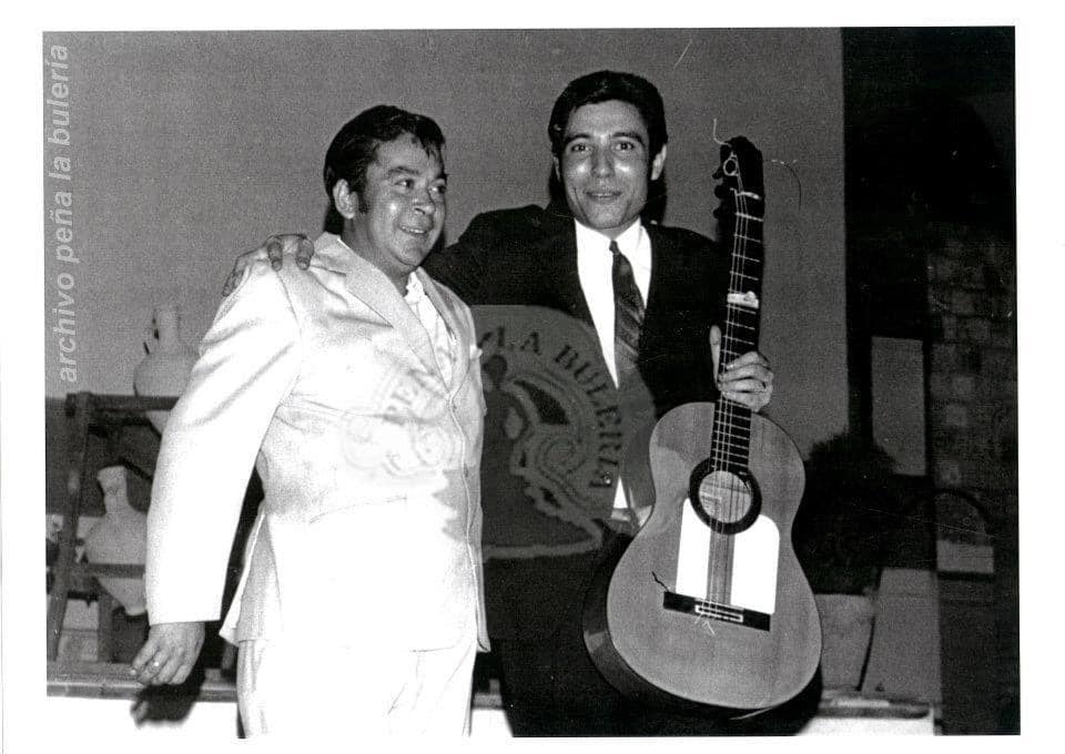 Juan Parrilla con Terremoto, en una imagen del archivo de la peña La Bulería.