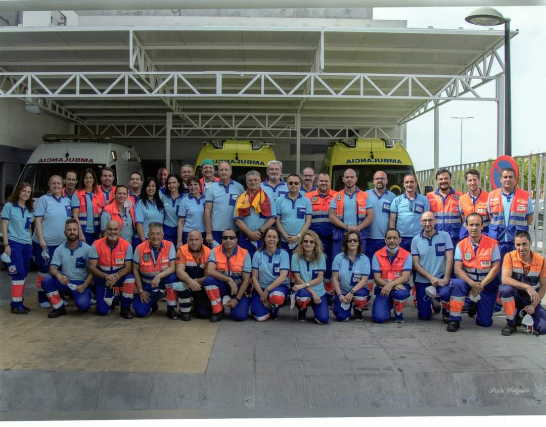 'Postre de besos y abrazos confinados': el menú solidario de la Unidad de Cuidados Críticos de Jerez.