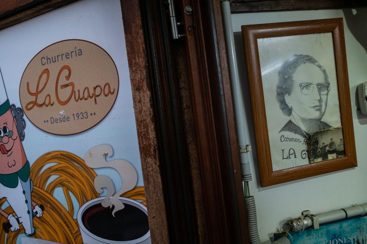 Fotografía de Carmen Pecci 'La Guapa' que dio de comer a Cádiz durante la posguerra y resiste en pandemia.