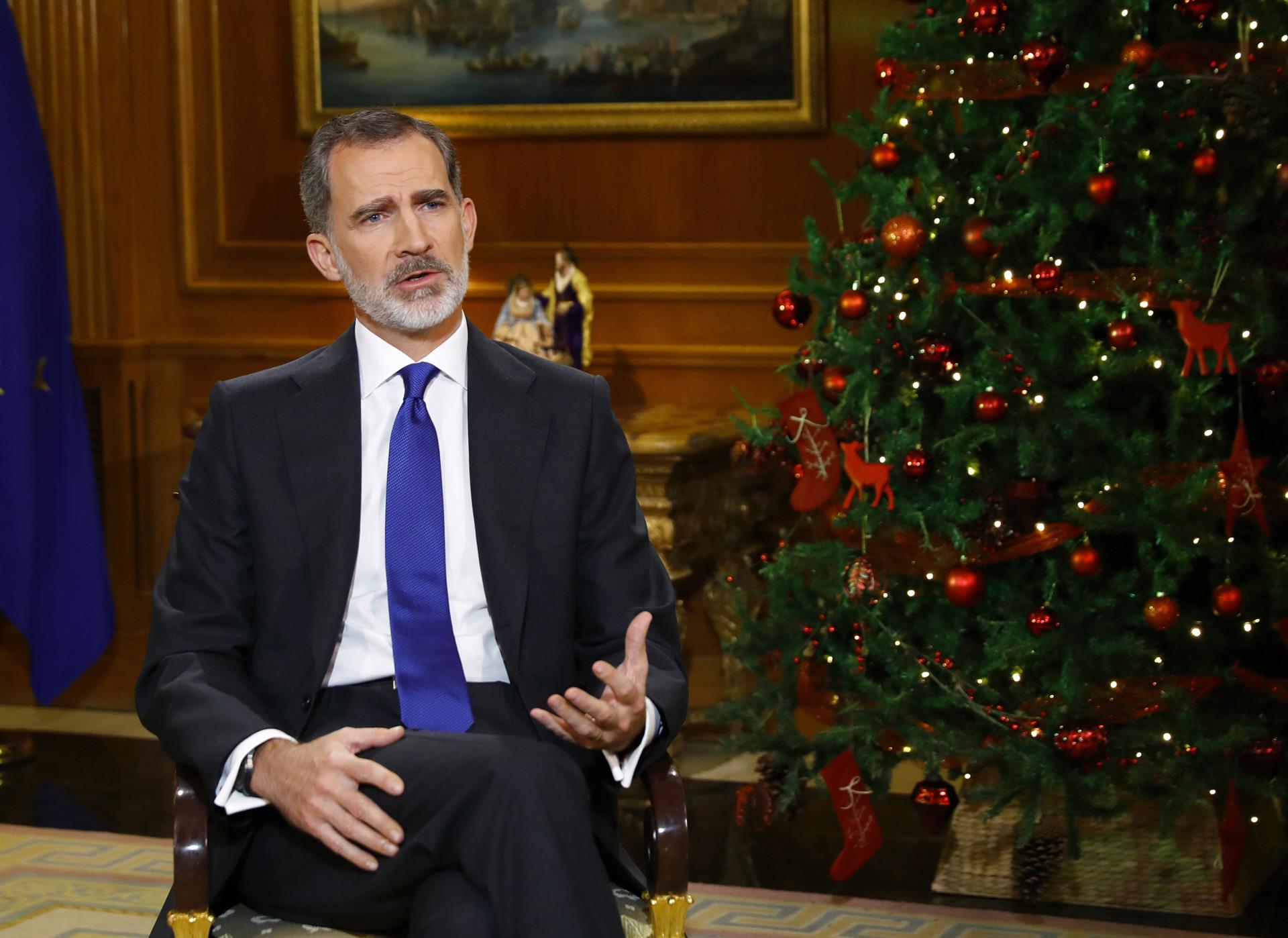 El Rey Felipe VI da su discurso de Nochebuena, en Madrid (España) a 24 de diciembre de 2020. - POOL