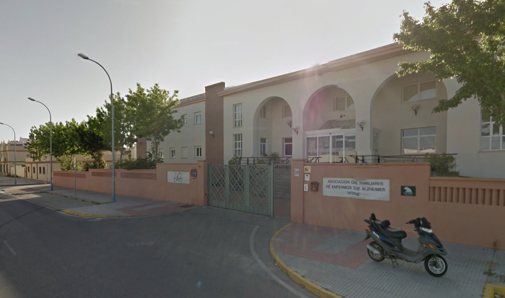 Imagen del exterior del centro de enfermos de Alzheimer de San Fernando, en uina imagen de Google Maps.