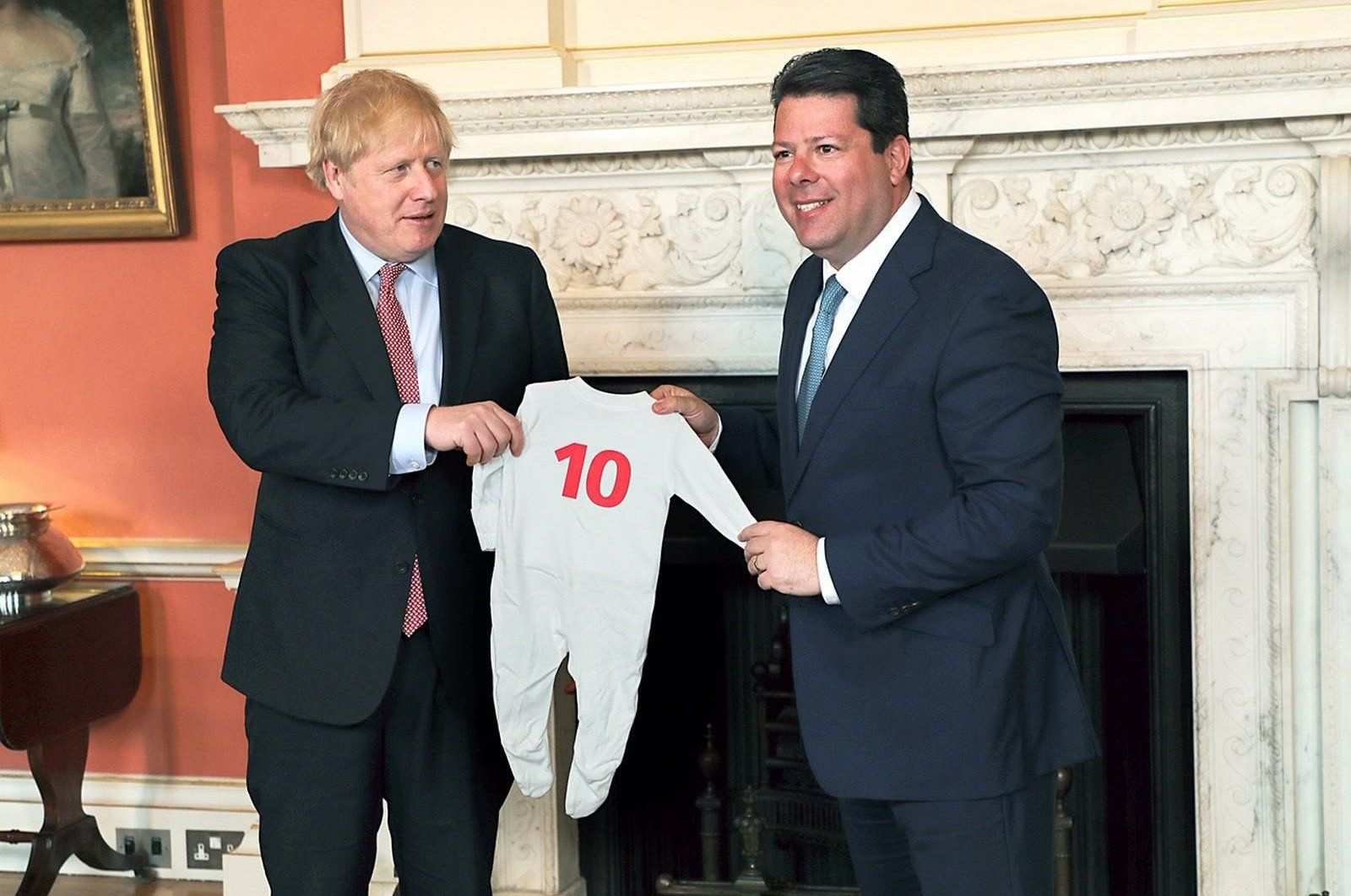 Boris Johnson y Fabian Picardo, primer ministro de Reino Unido y y ministro principal de Gibraltar, en una imagen de archivo.