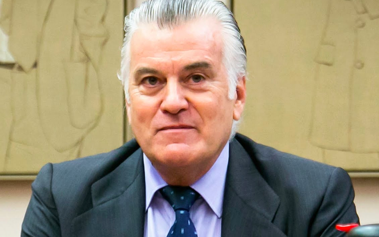 Luis Bárcenas, durante la comisión de investigación de la financiación ilegal del PP. 