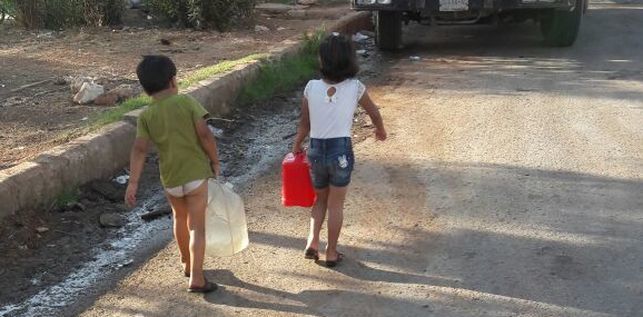 Niños en la ciudad siria de Alepo. FOTO: ELDIARIO.ES