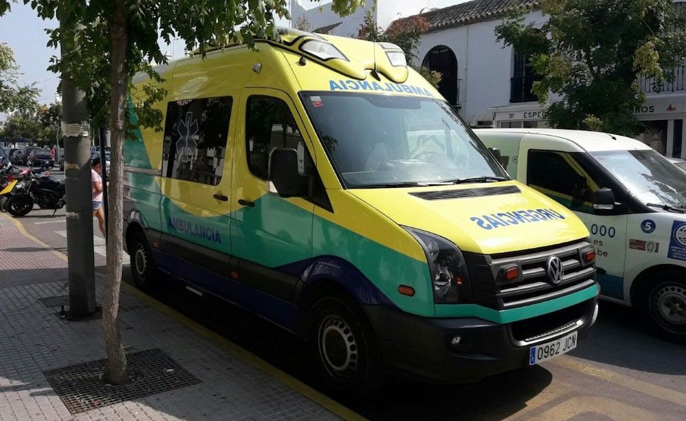 Una ambulancia de Chipiona, en una imagen reciente.