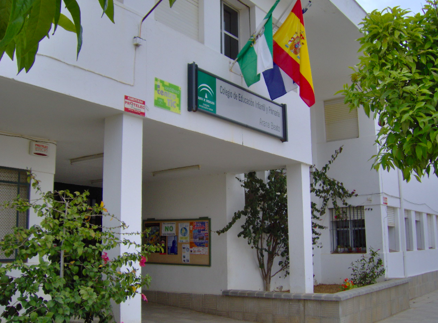 Fachada del CEIP Arana Beato. FOTO: CEIP ARANA BEATO. 