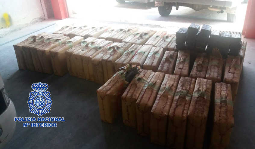 Fardos de droga, en una imagen retrospectiva.