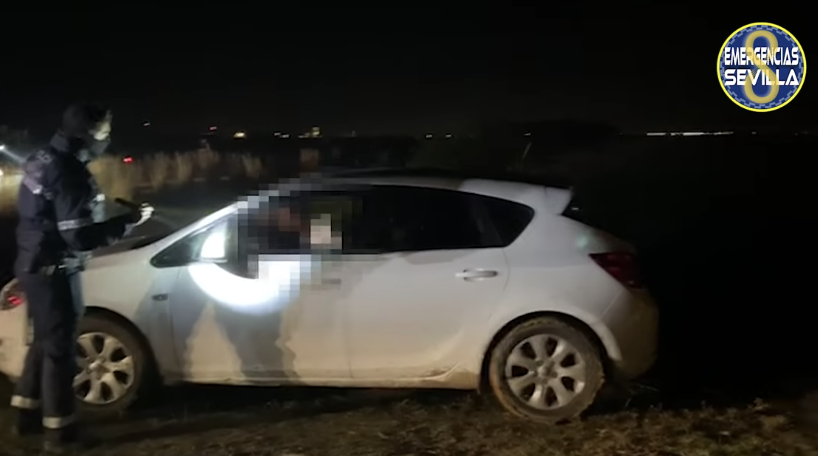 Intervención policial en la 'rave' de Alcosa. Intervención policial en la 'rave' de Alcosa.