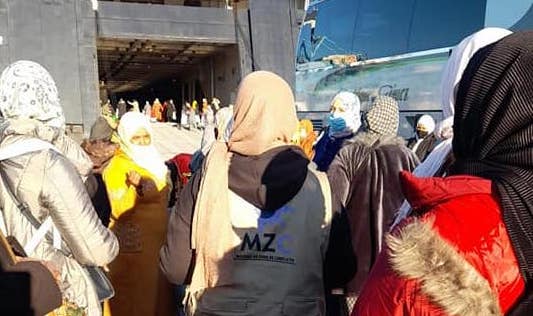 Temporeras marroquíes, embarcando en un ferry con destino a Huelva.