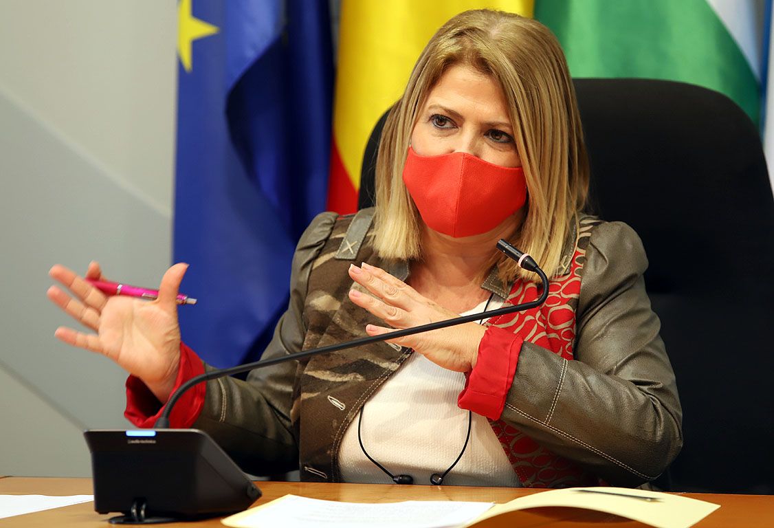 La alcaldesa de Jerez, Mamen Sánchez, en rueda de prensa.