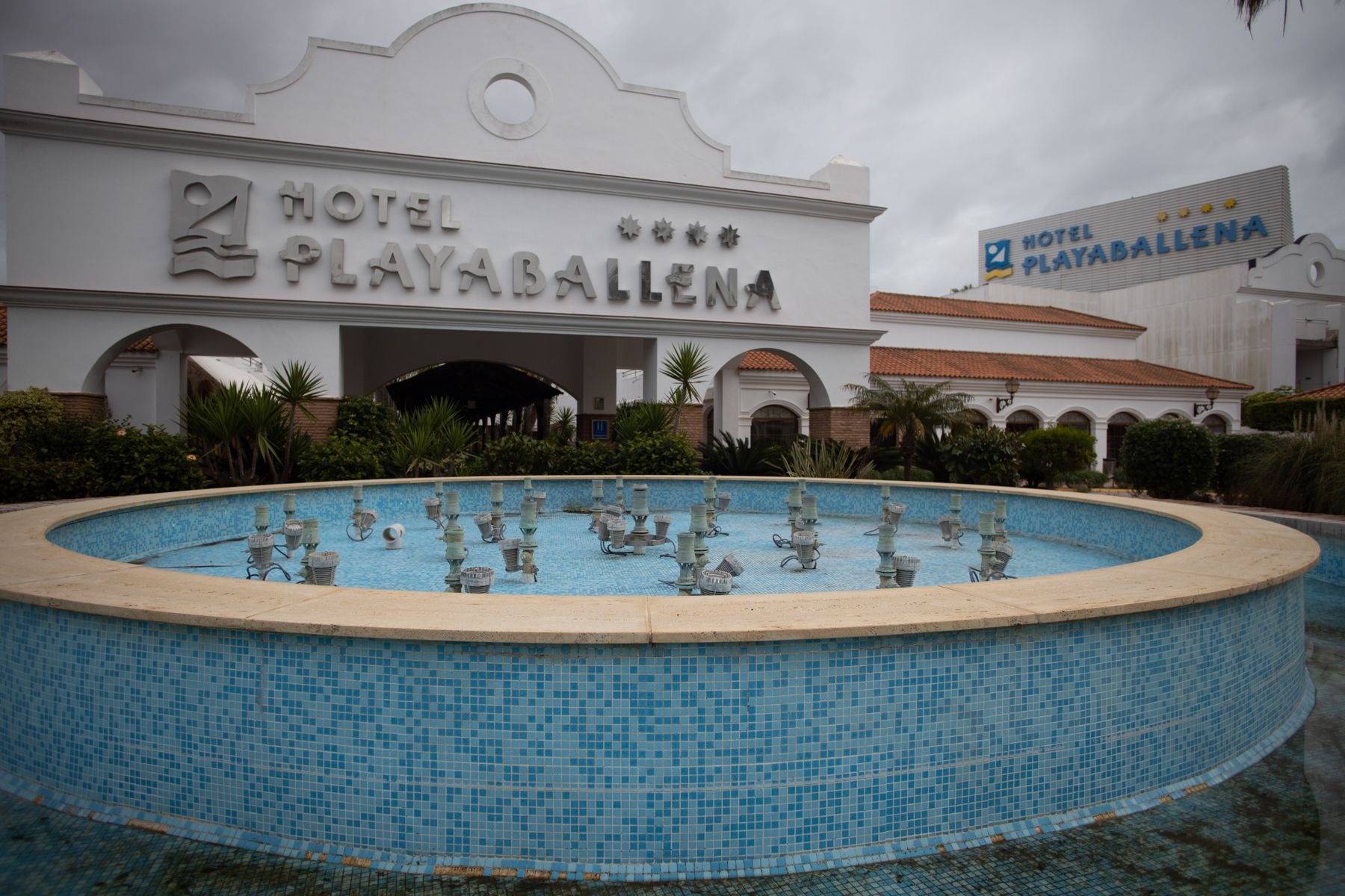 El hotel Playaballena, comprado por Amancio Ortega.