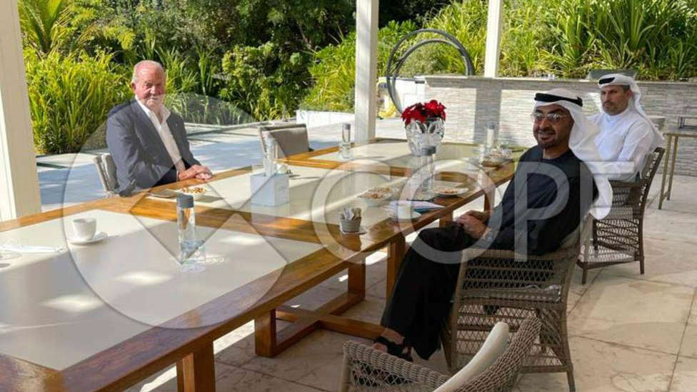 El rey emérito, en una imagen reciente de Cope junto al príncipe heredero de Abu Dabi, Sheikh Mohammed.