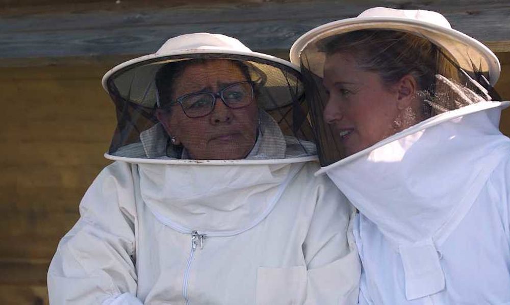 María del Monte y Anne Igartiburu en una imagen de la nueva 'road movie' de 'La 1'.