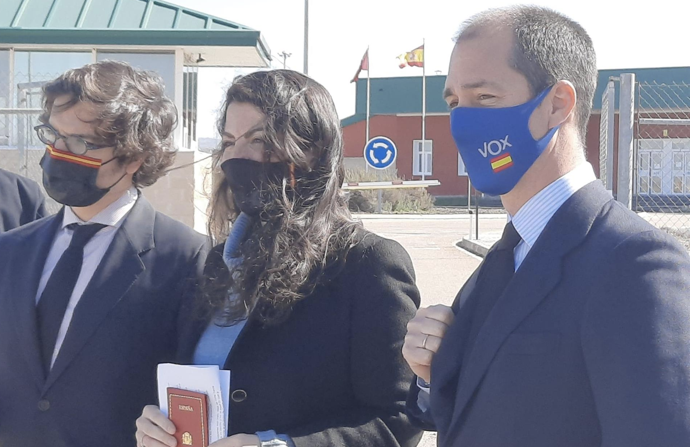 Olona, a su salida de la cárcel de Estremera, donde se entrevistó el pasado viernes con José Manuel Villarejo.