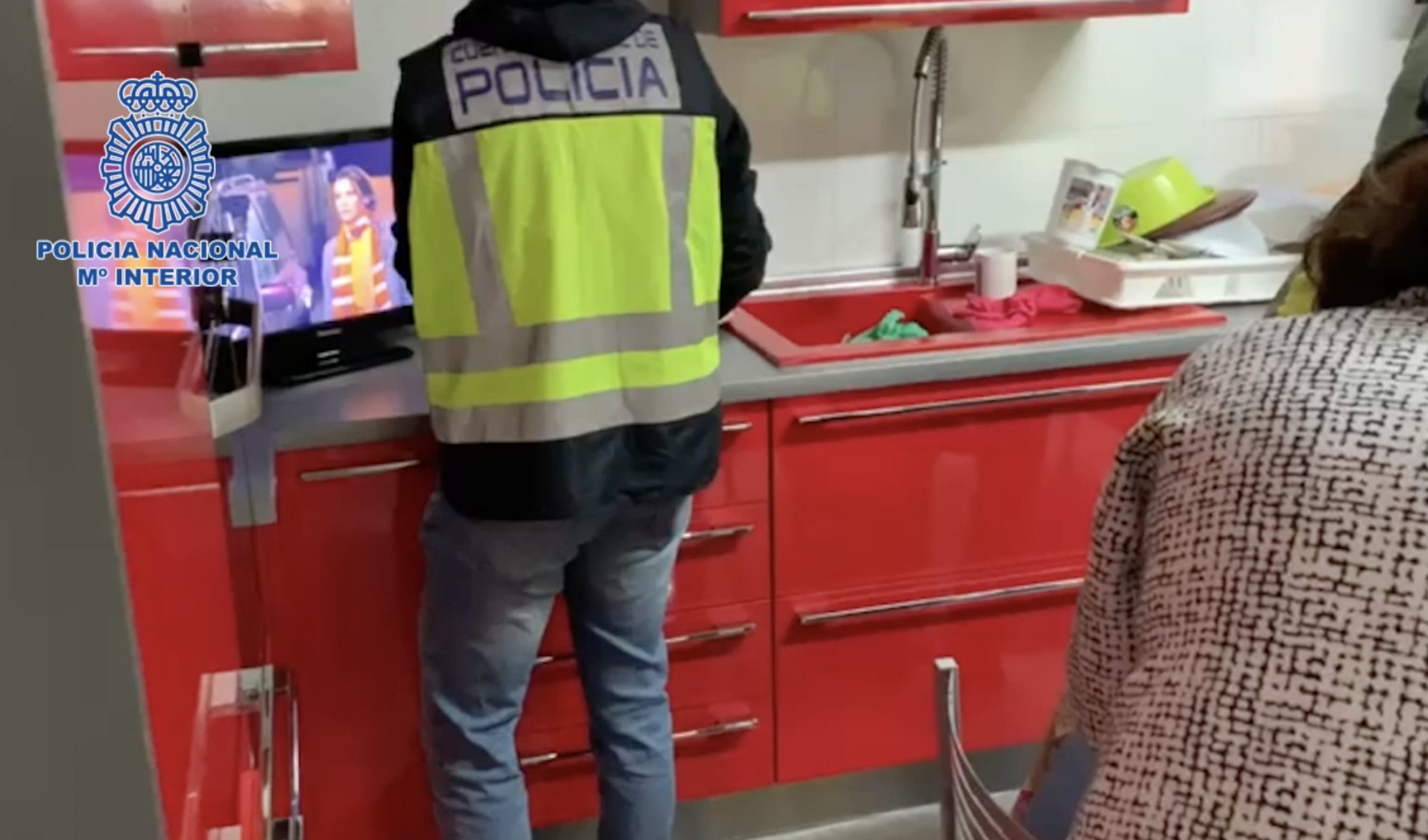 Una madre y su hijo en La Línea: de traficar con coca a blanquear con inmobiliarias.
