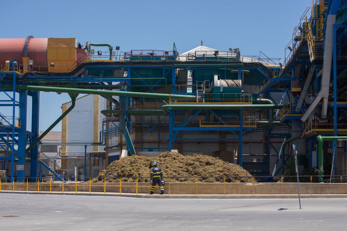 La fábrica de Azucarera en Jerez. La fábrica de Azucarera en Jerez.