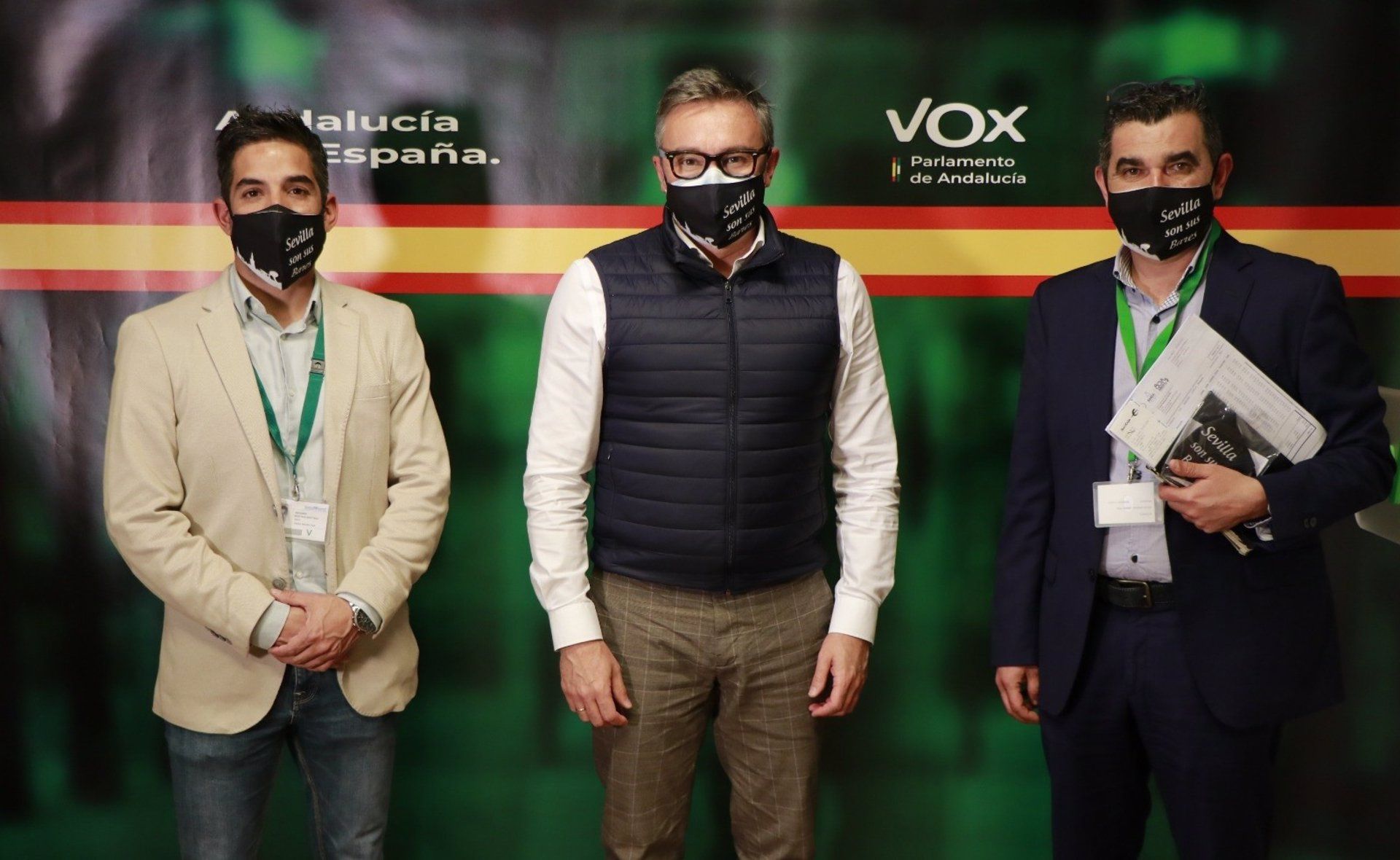 Vox reclama a Junta de Andalucía acabar con las restricciones horarias en la hostelería, que llevan a la "ruina".