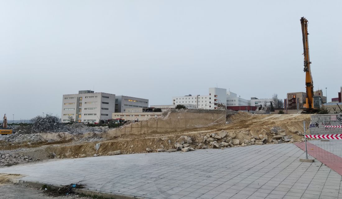 El entorno donde estaba el Palacio de Congresos fallido.