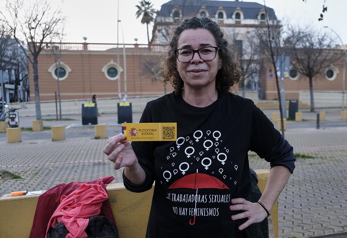 María José Barrera (Colectivo de Prostitutas de Sevilla) en el encuentro convocado en la Alameda de Hércules por el Día Internacional por los Derechos de las Trabajadoras Sexuales.