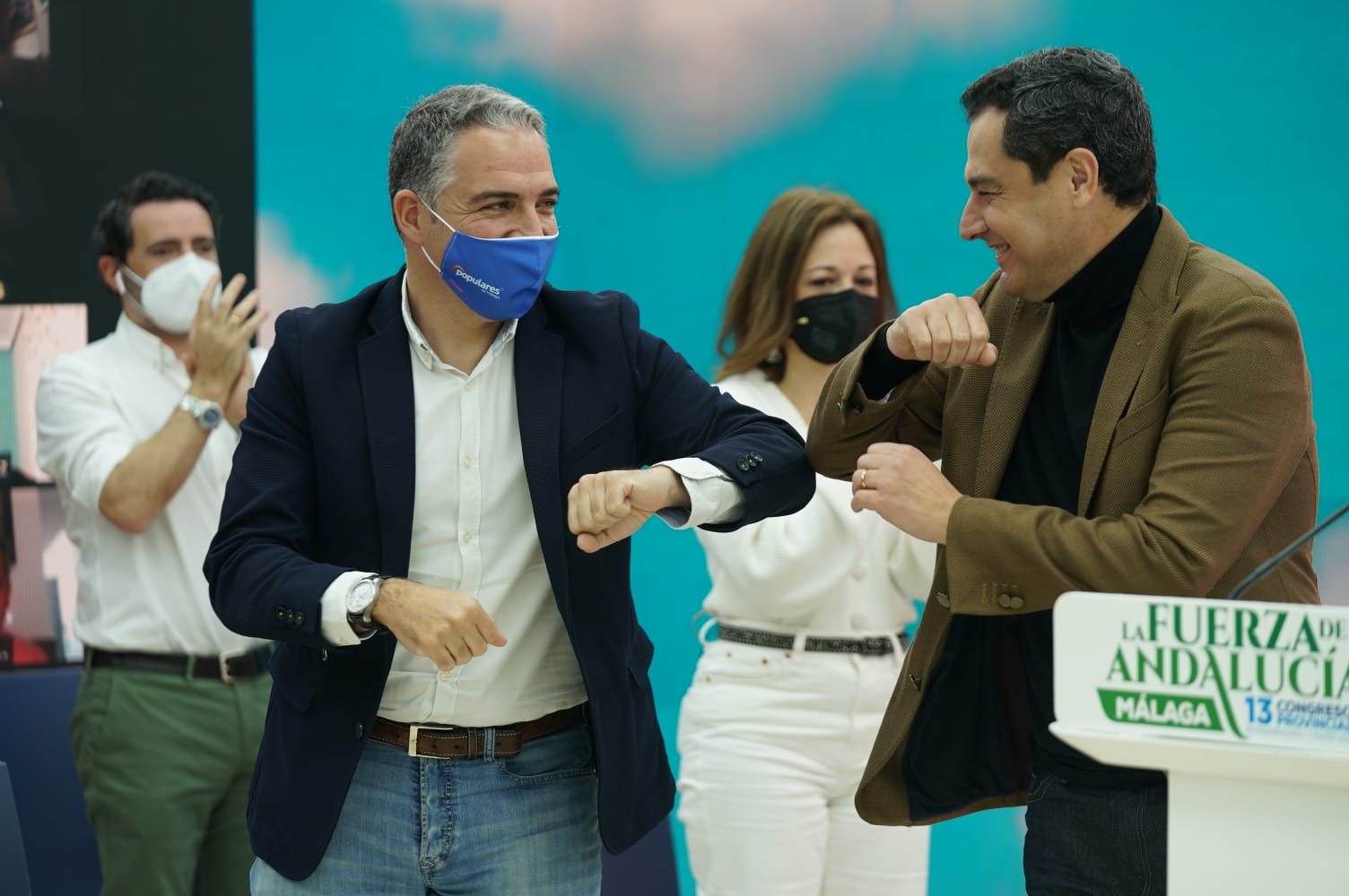 Bendodo y Moreno, este domingo, tras la elección del consejero como líder del PP en Málaga, en una imagen de archivo.