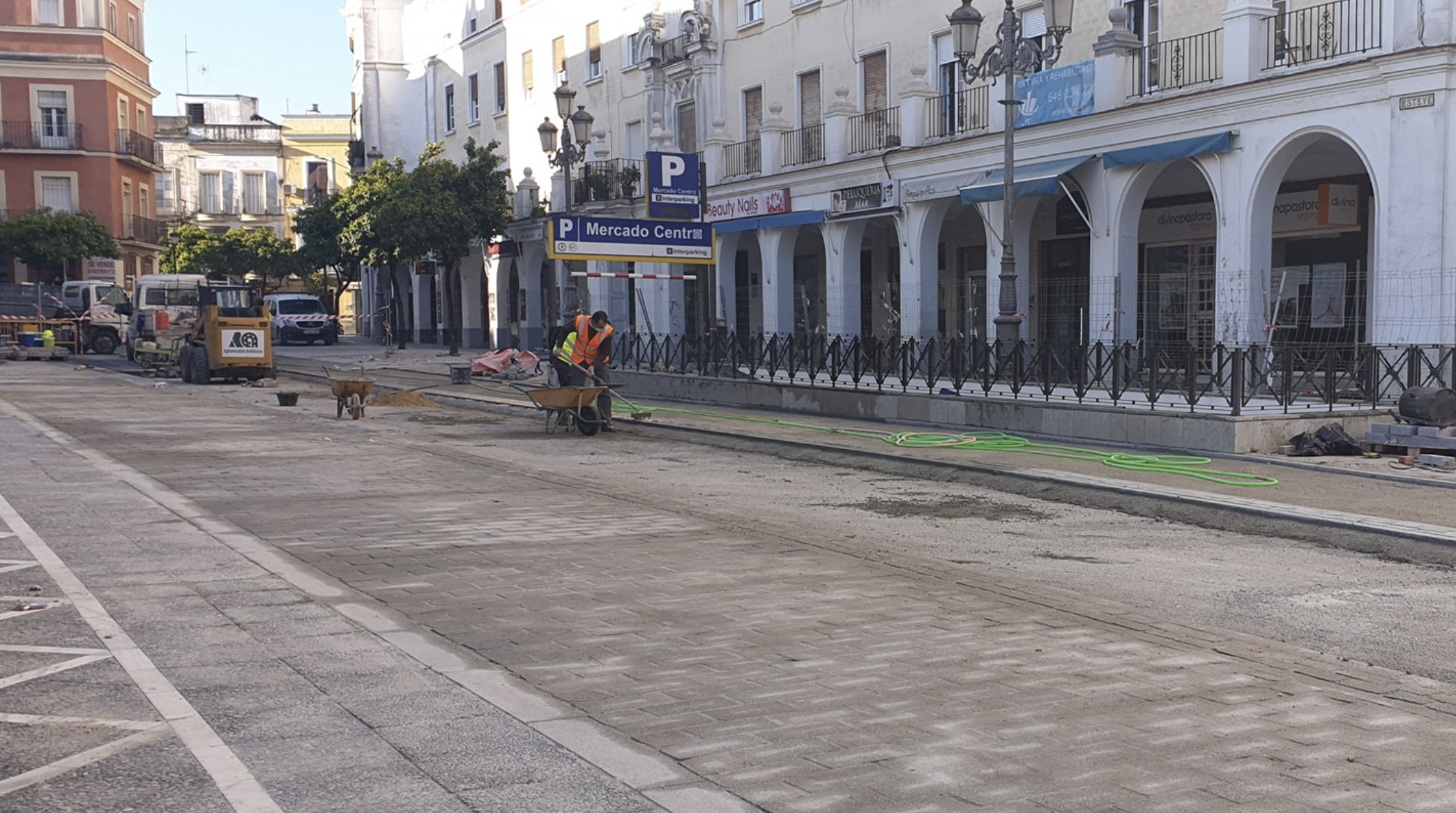 La nueva plaza Esteve, tras las obras de regeneración urbanística.