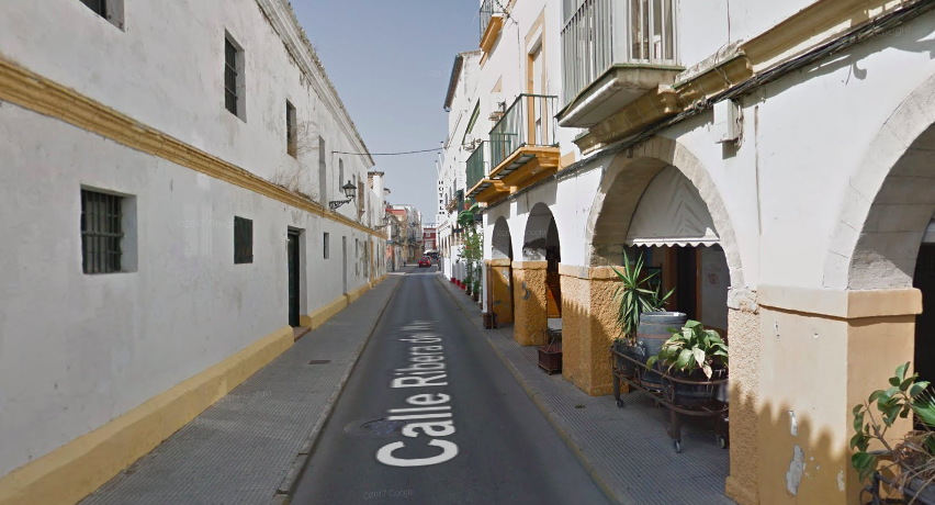 La calle Ribera del Río, en El Puerto, donde ocurrieron los hechos.