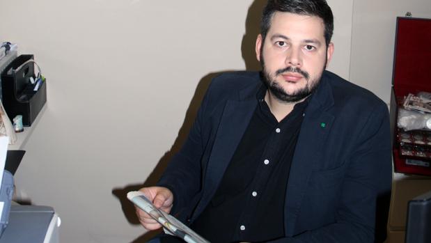 Rubén Pulido, el ultraderechista que se dedica a acosar al portavoz de FACUA. 