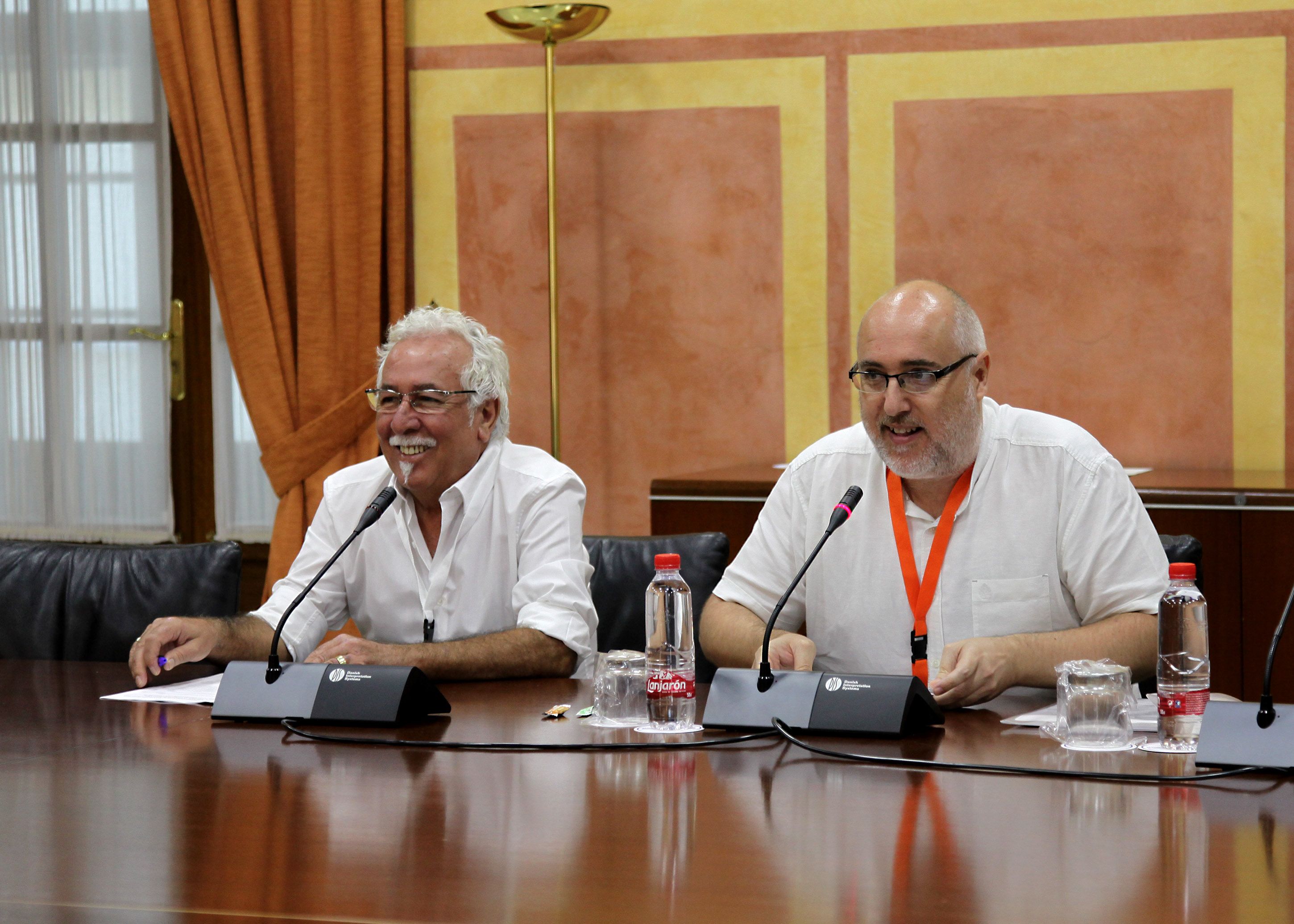 Pablo Morterero, a la derecha, junto a Antonio Campillo, ambos líderes destacados de la Asociación Adriano Antinoo.