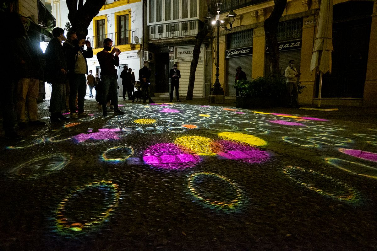 Iluminación singular en Jerez, en la plaza de la Yerba, en días pasados.