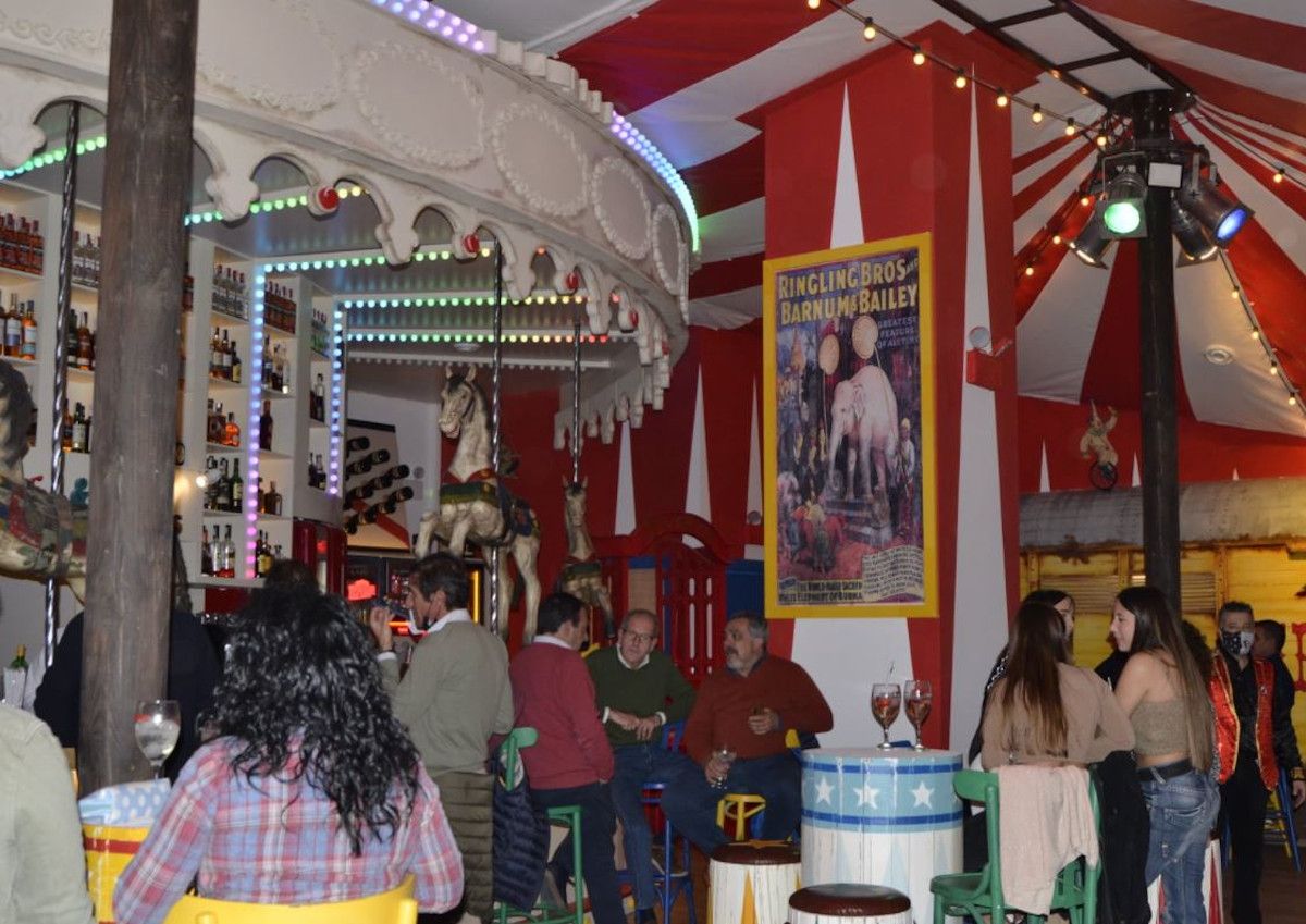 Interior del nuevo local Circus Café de Jerez.   CIRCUS CAFÉ