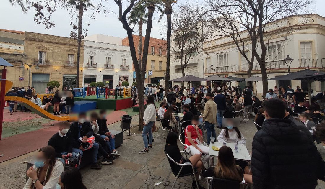 Plaza del Progreso, la pasada tarde de Miércoles Santo en Jerez. LAVOZDELSUR.ES