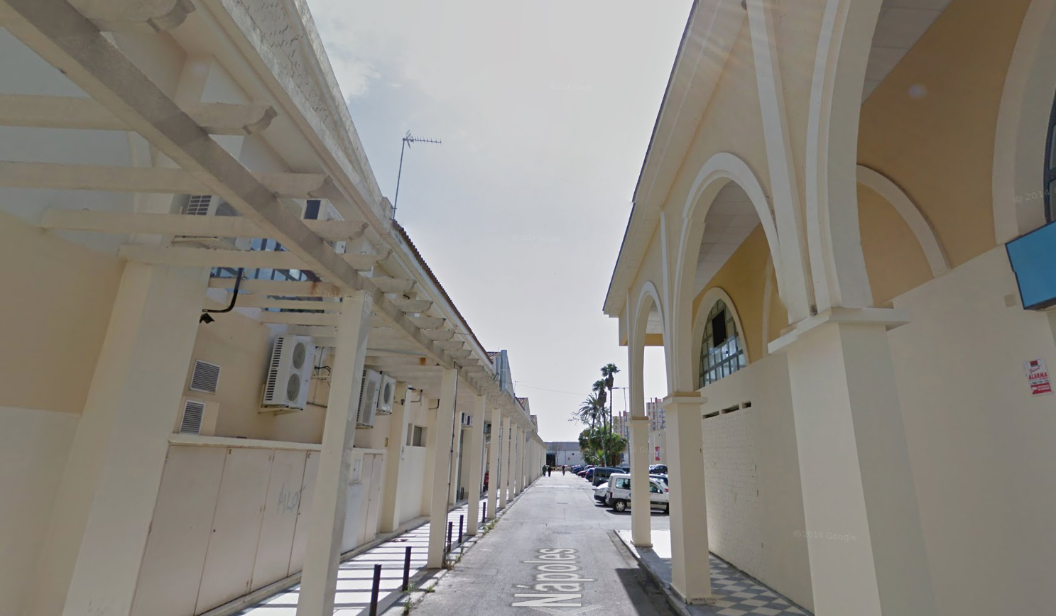 Una fiesta ilegal en un pub de la avenida Lola Flores acaba con 23 detenidos