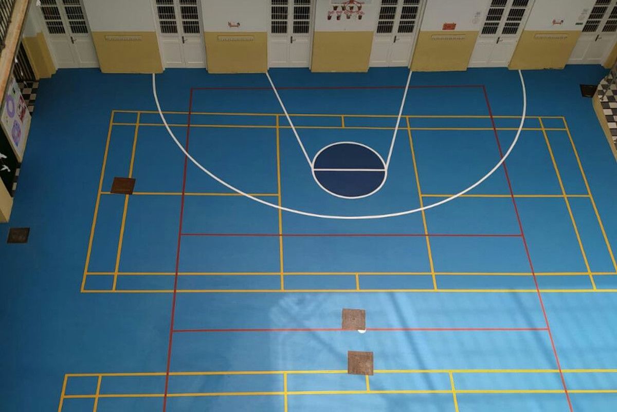 Patio del colegio San Felipe en Cádiz.