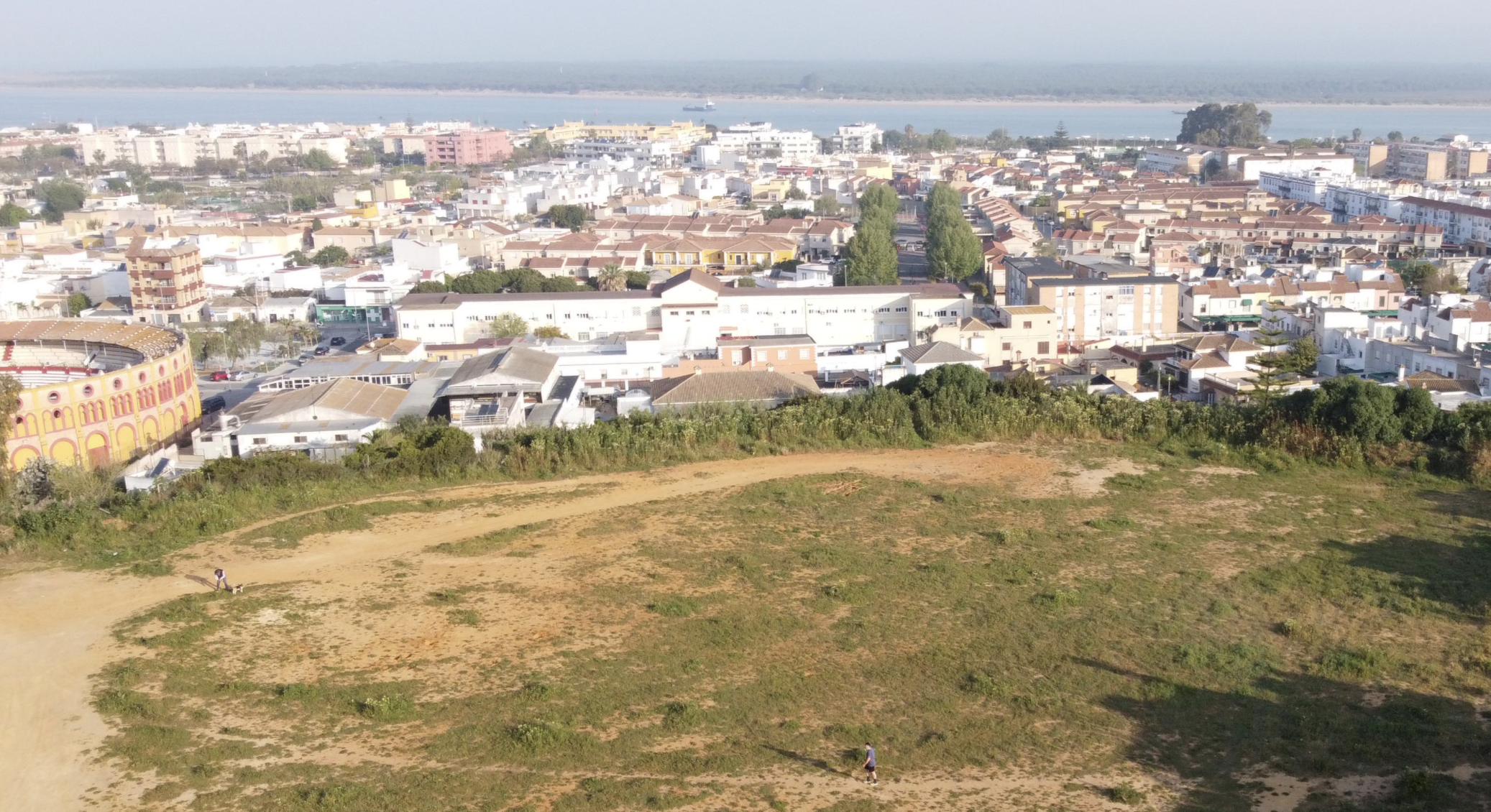 Espacio libre de Pino Alto, donde Sanlúcar ha proyectado el parque Mirador del V Centenario.