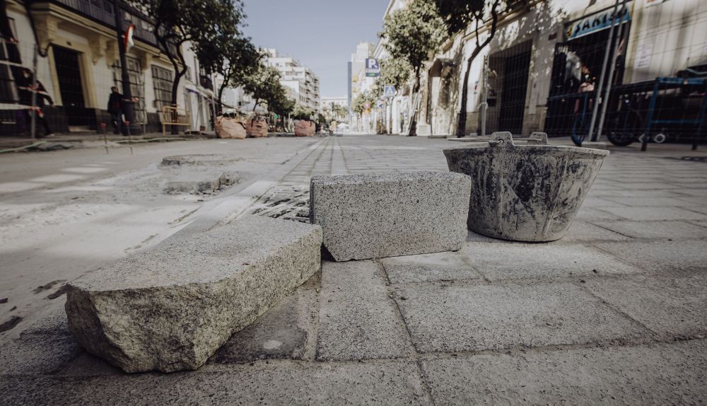 Enero-febrero 2021. Más adoquín y reinicio de las obras. Enero-febrero 2021. Más adoquín y reinicio de las obras.