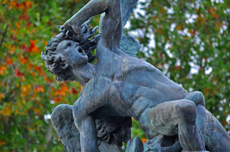 El ángel caído, estatua de Ricardo Bellver y Bellver, en el madrileño Parque del Retiro.