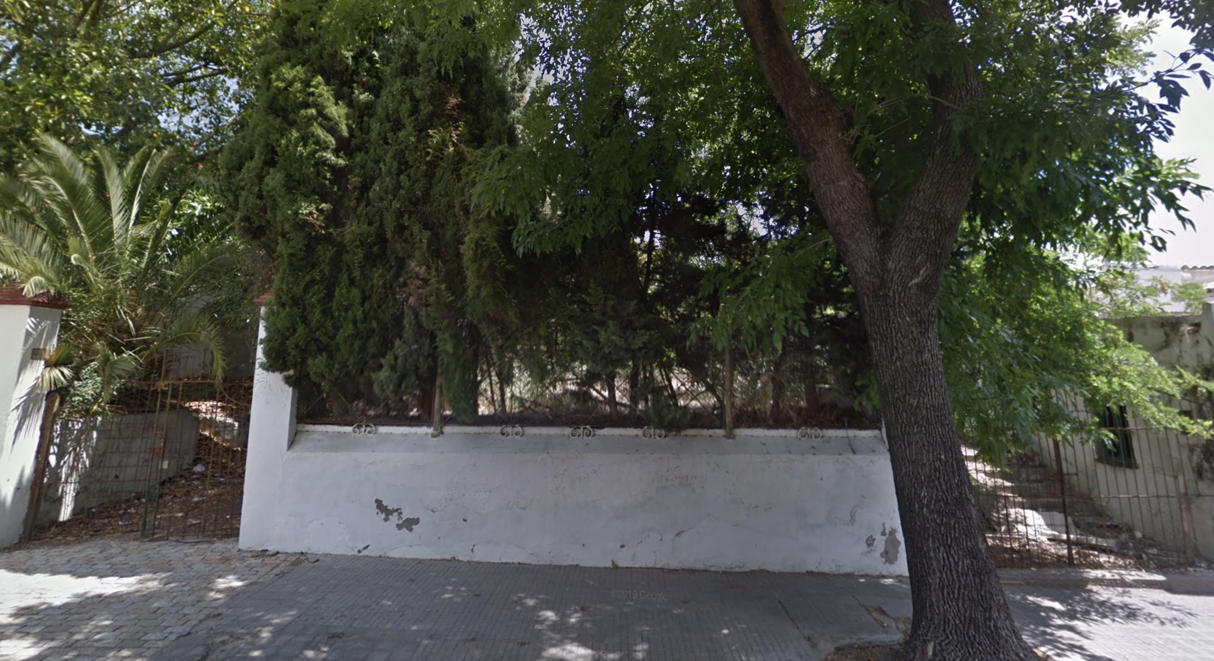 Accesos a la finca y casa-chalé de Taxdirt, 28, que fue propiedad del comandante golpista Arizón. GOOGLE MAPS