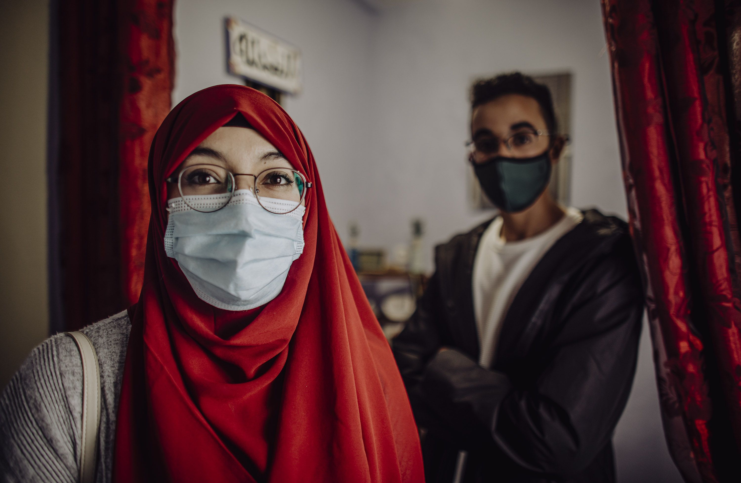 Manal El Mekadem y Houdaifa El Haraoui, dos jóvenes musulmanes que viven en Jerez, poco antes del inicio del Ramadán.