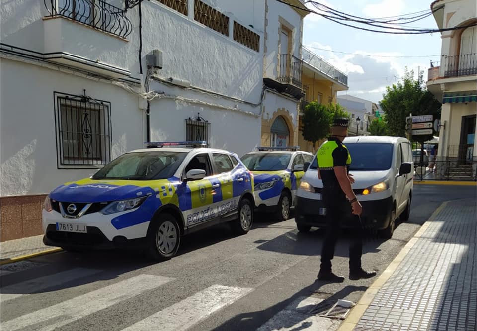 Controles policiales en Puerto Serrano durante la pandemia.