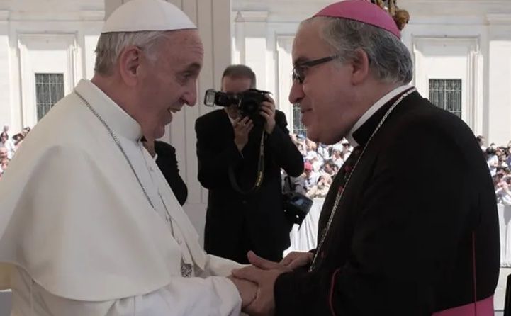 El Papa con Josep Àngel Saiz Meneses en el Vaticano, en una imagen de la Diócesis de Terrassa.