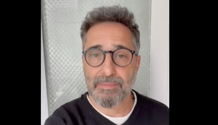 El músico Jorge Drexler, en el vídeo de apoyo a Airbus Puerto Real.