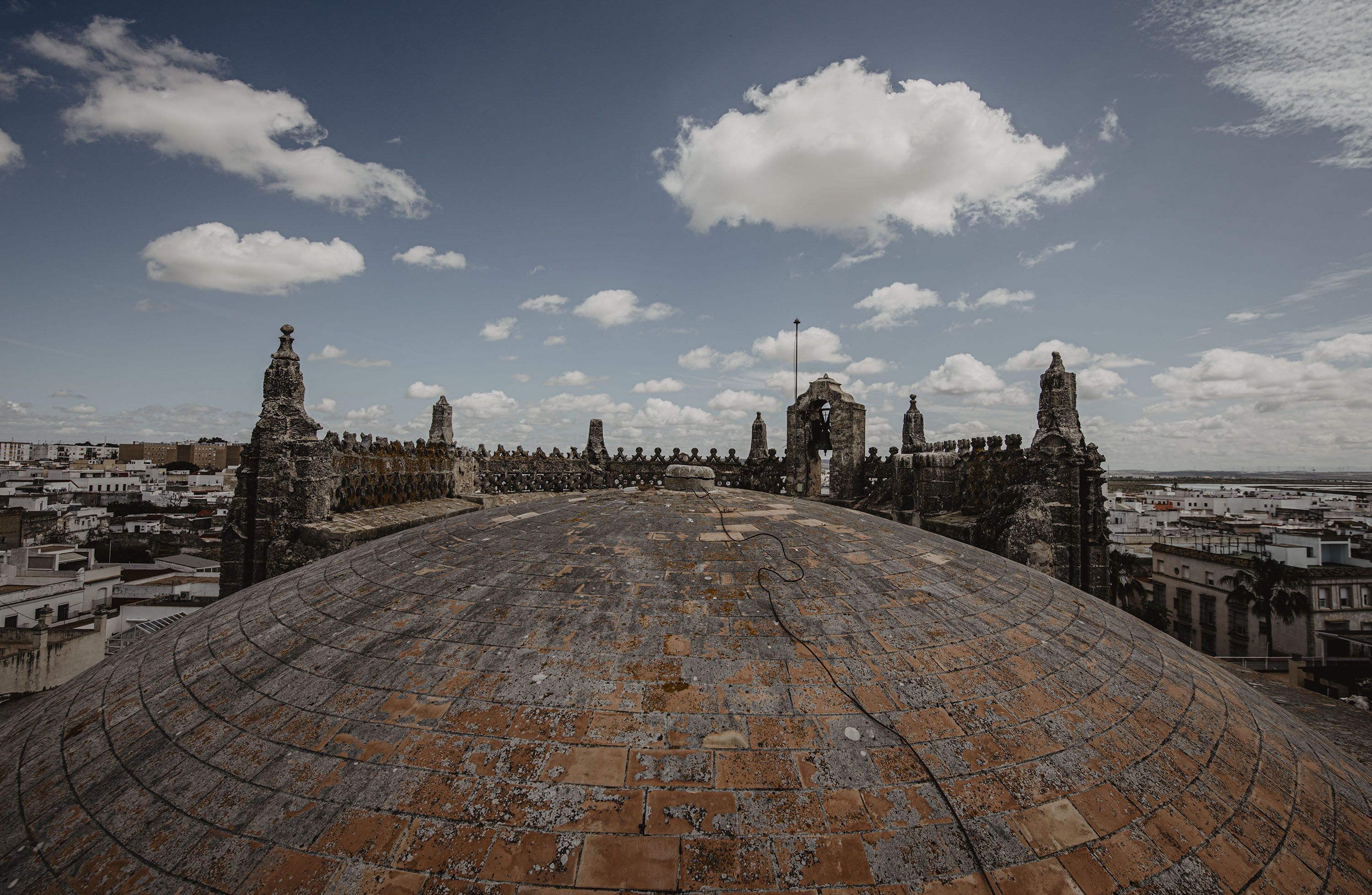Las vistas de El Puerto desde la planta superior de la Prioral. Las vistas de El Puerto desde la planta superior de la Prioral.