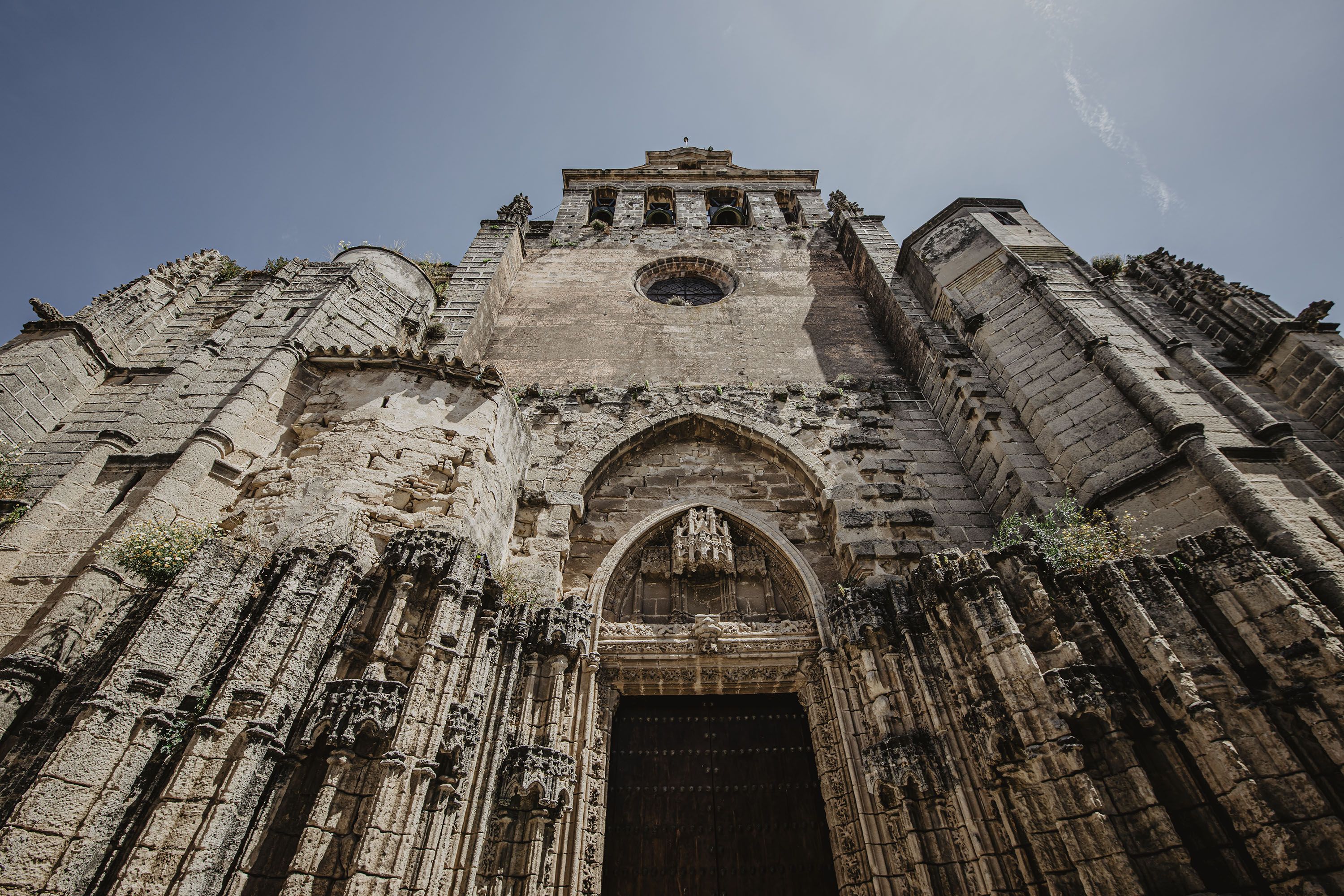 La fachada principal de la Prioral. La fachada principal de la Prioral.
