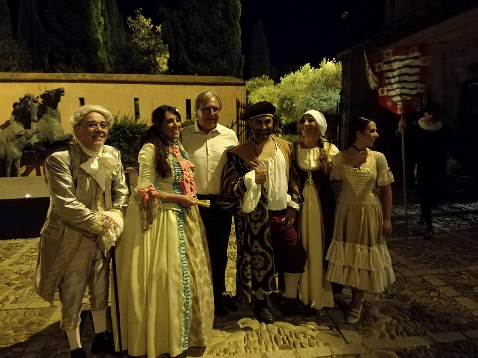 Una pasada edición de 'Visitas Teatralizadas' en el Alcázar de Jerez. FOTO: ACOJE.